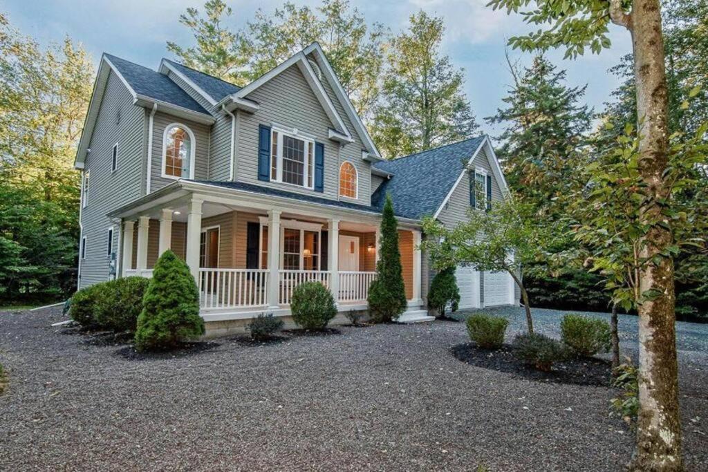 Luxury 4 Bedroom House In Pocono Mountains In Golf Course Near Lake Tobyhanna ภายนอก รูปภาพ