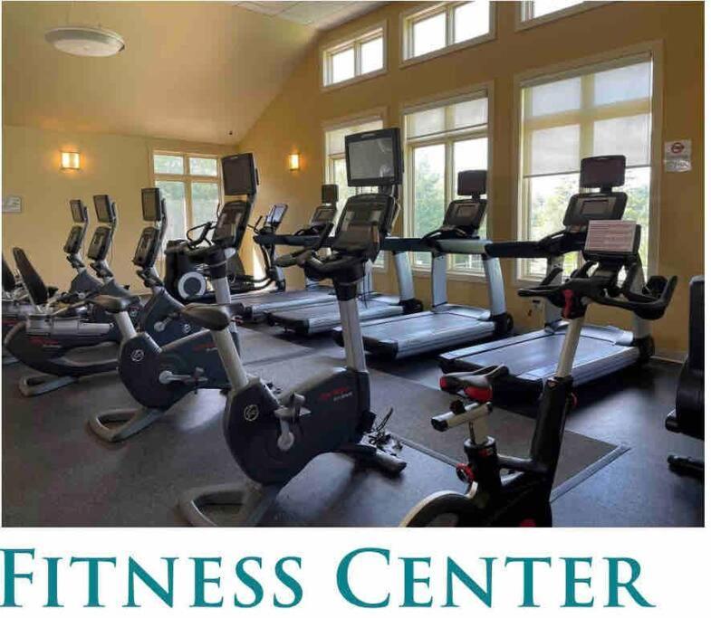 Luxury 4 Bedroom House In Pocono Mountains In Golf Course Near Lake Tobyhanna ภายนอก รูปภาพ