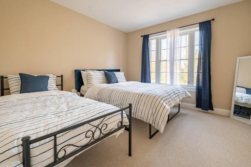 Luxury 4 Bedroom House In Pocono Mountains In Golf Course Near Lake Tobyhanna ภายนอก รูปภาพ