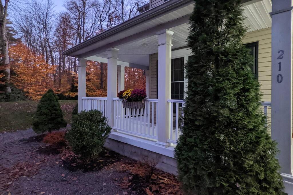 Luxury 4 Bedroom House In Pocono Mountains In Golf Course Near Lake Tobyhanna ภายนอก รูปภาพ